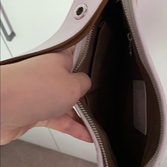 Coach Hobo Purse - Picture 4 of 5